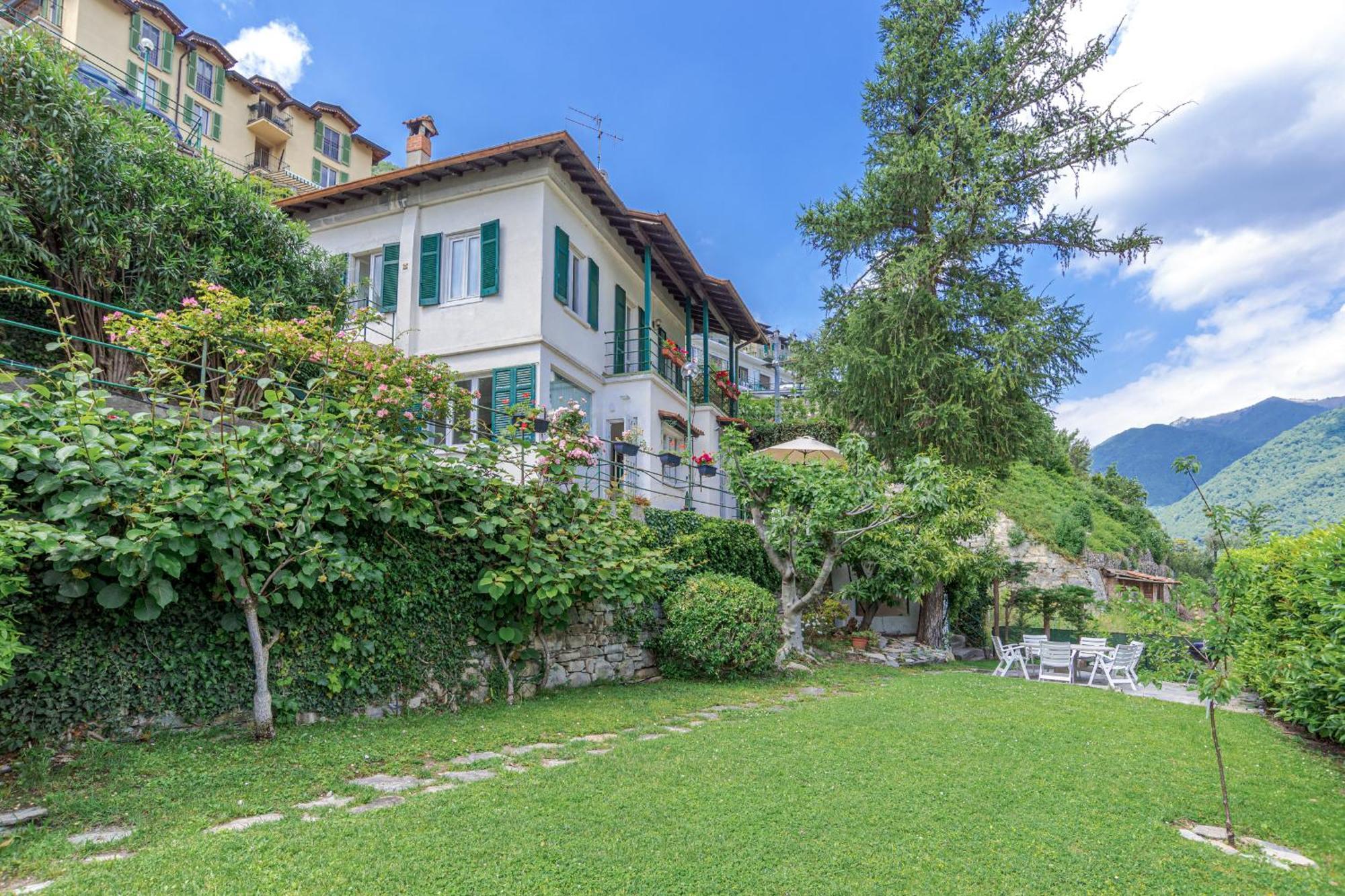 Casa Bambu - splendida vista lago e posto auto Laglio Exterior foto